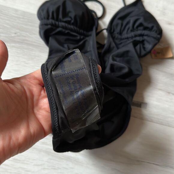 Victoria's Secret PINK Triangle Wrap One-Piece Swimsuit Black M NWT - Picture 9 of 11